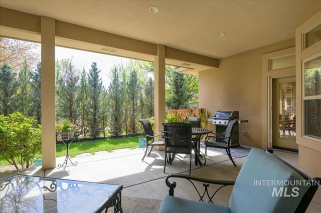 2135 W Forest Grove Ct, Eagle, ID 83616