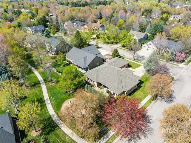 2135 W Forest Grove Ct, Eagle, ID 83616