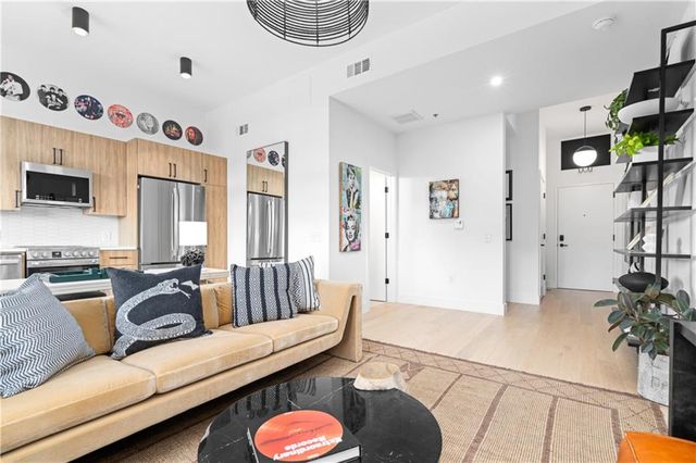567 Ponce De Leon Avenue 417, Atlanta, GA 30308