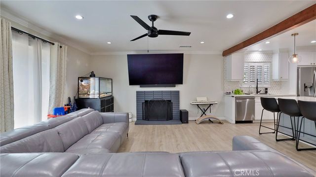 10068 Fox, Riverside, CA 92503