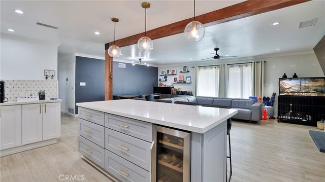 10068 Fox, Riverside, CA 92503