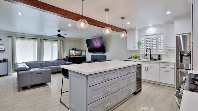 10068 Fox, Riverside, CA 92503