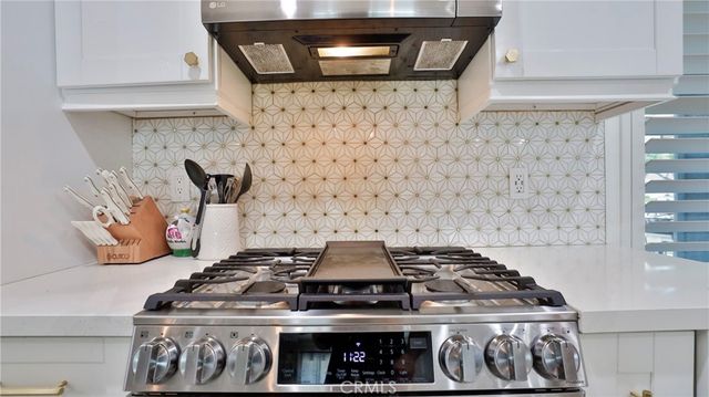 10068 Fox, Riverside, CA 92503
