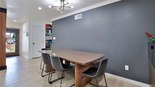 10068 Fox, Riverside, CA 92503