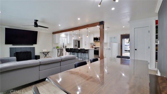 10068 Fox, Riverside, CA 92503