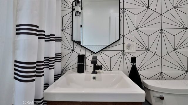 10068 Fox, Riverside, CA 92503