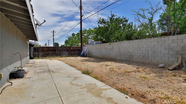 10068 Fox, Riverside, CA 92503