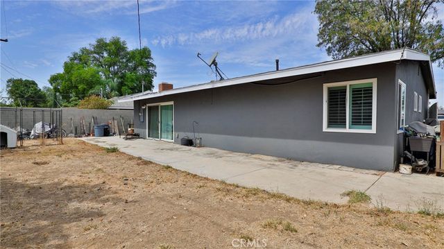 10068 Fox, Riverside, CA 92503