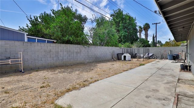 10068 Fox, Riverside, CA 92503