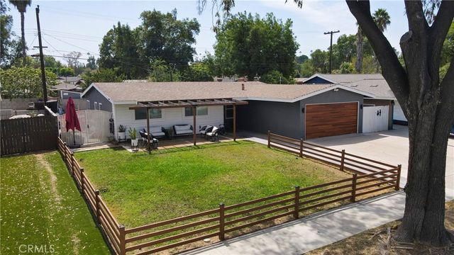 10068 Fox, Riverside, CA 92503