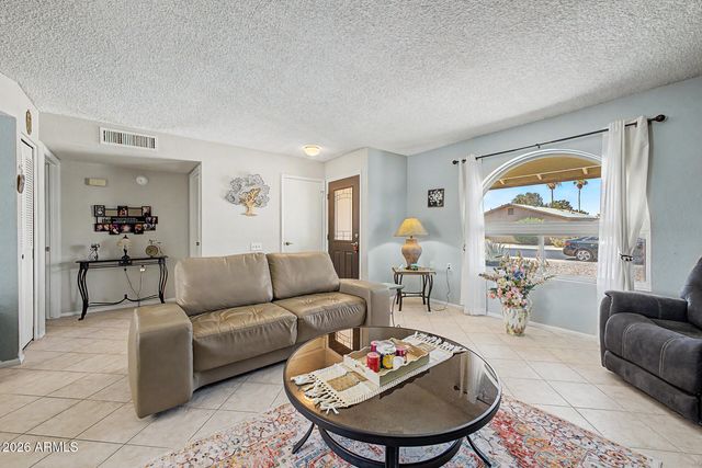 942 LEISURE WORLD --, Mesa, AZ 85206