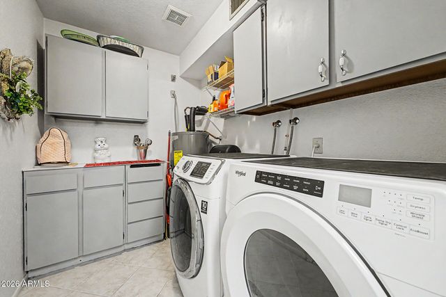 942 LEISURE WORLD --, Mesa, AZ 85206