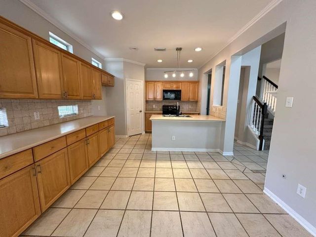 7203 Welshwood Lane, Sugar Land, TX 77479