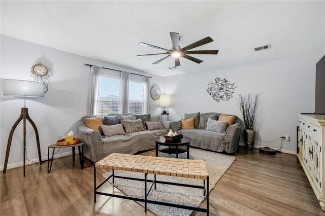 16022 Arapaho Bend Lane, Cypress, TX 77429