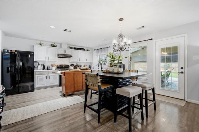 16022 Arapaho Bend Lane, Cypress, TX 77429