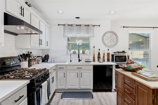 16022 Arapaho Bend Lane, Cypress, TX 77429