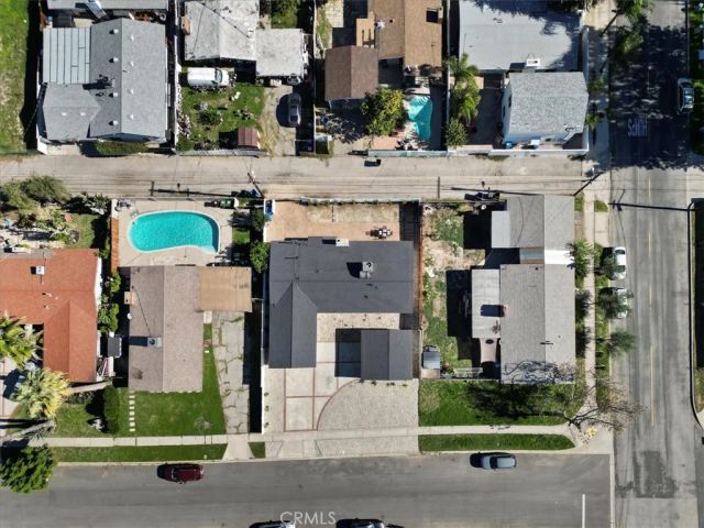 8008 Aura, Reseda, CA 91335