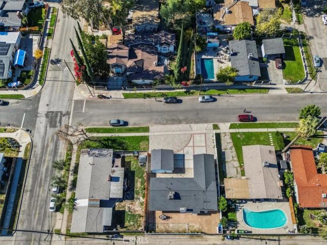 8008 Aura, Reseda, CA 91335