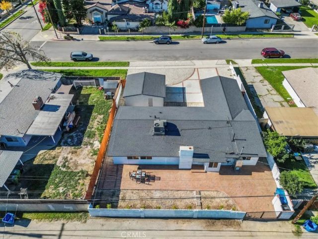 8008 Aura, Reseda, CA 91335