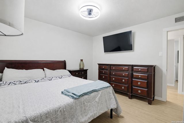 326 Stimmel St, San Antonio, TX 78227