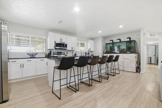 326 Stimmel St, San Antonio, TX 78227