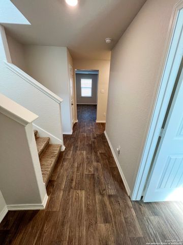 11919 Hondo Creek, San Antonio, TX 78245