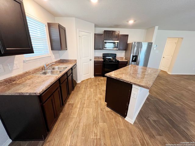 11919 Hondo Creek, San Antonio, TX 78245