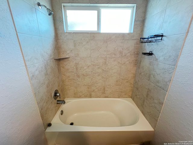 11919 Hondo Creek, San Antonio, TX 78245