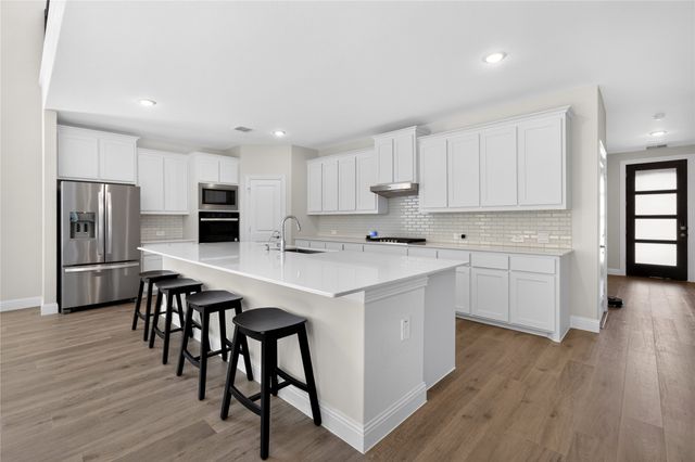300 Breeds Hill Road, Little Elm, TX 75068