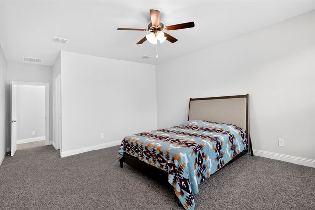 300 Breeds Hill Road, Little Elm, TX 75068