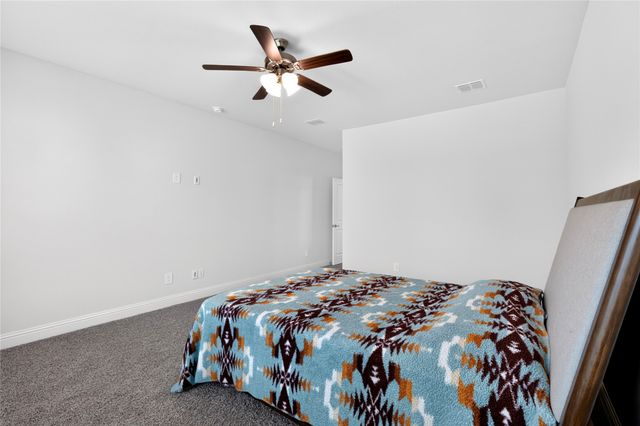 300 Breeds Hill Road, Little Elm, TX 75068