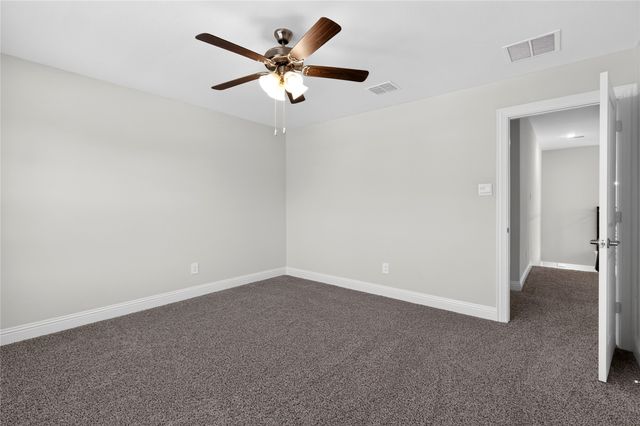 300 Breeds Hill Road, Little Elm, TX 75068