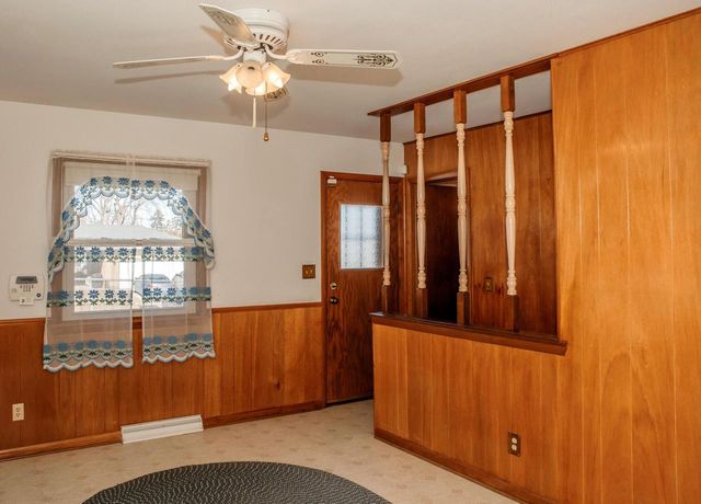 4200 S Mccarty AVENUE, Saint Francis, WI 53235