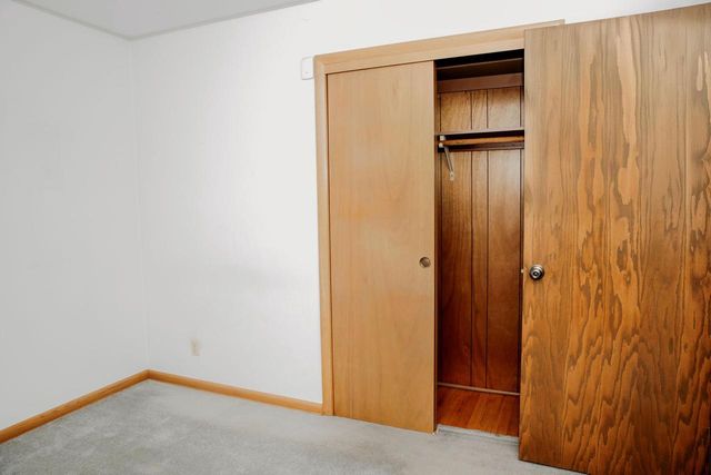 4200 S Mccarty AVENUE, Saint Francis, WI 53235