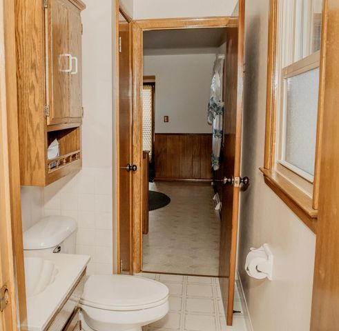 4200 S Mccarty AVENUE, Saint Francis, WI 53235