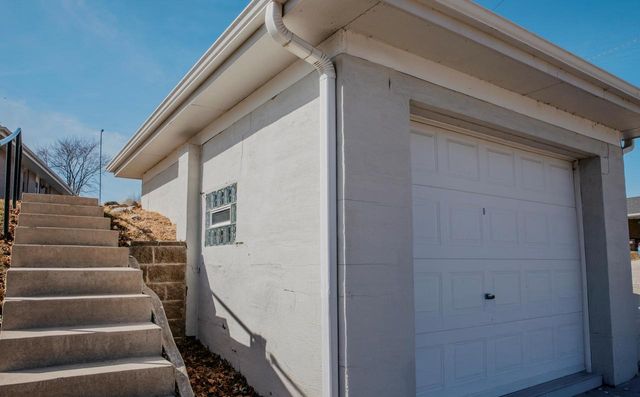 4200 S Mccarty AVENUE, Saint Francis, WI 53235