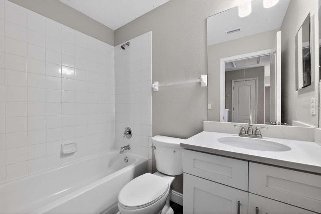 2462 TAHOE DRIVE, Lakeland, FL 33805