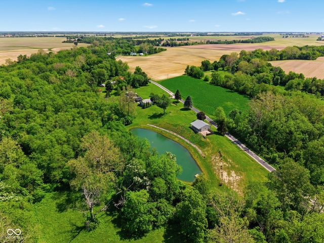 10777 S Waveland Road, Waveland, IN 47989