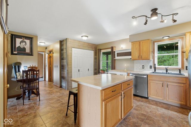 10777 S Waveland Road, Waveland, IN 47989