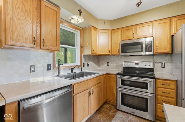 10777 S Waveland Road, Waveland, IN 47989