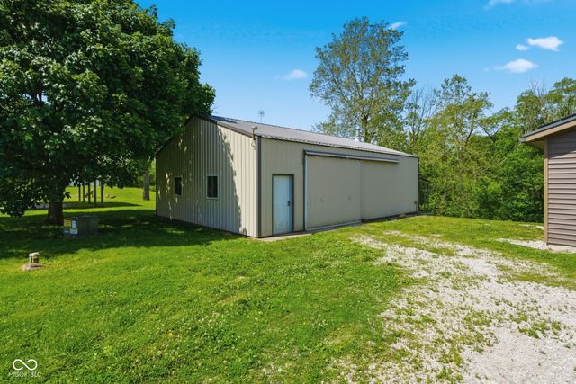 10777 S Waveland Road, Waveland, IN 47989