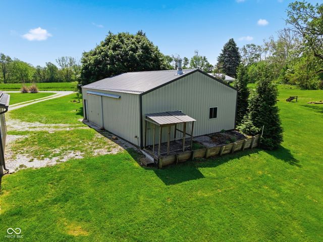 10777 S Waveland Road, Waveland, IN 47989