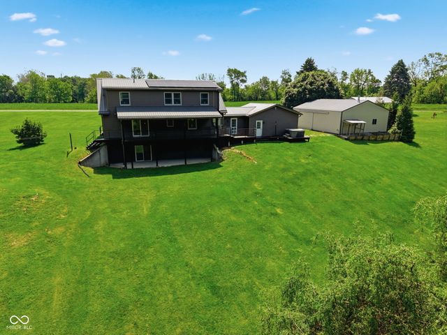 10777 S Waveland Road, Waveland, IN 47989