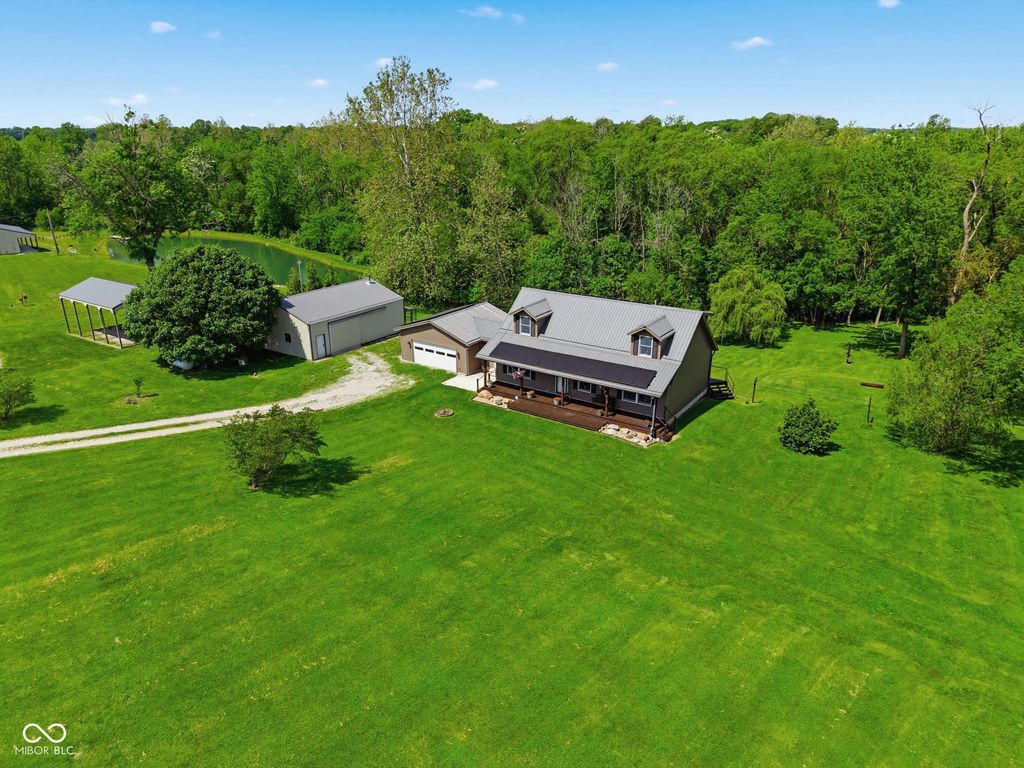 10777 S Waveland Road, Waveland, IN 47989