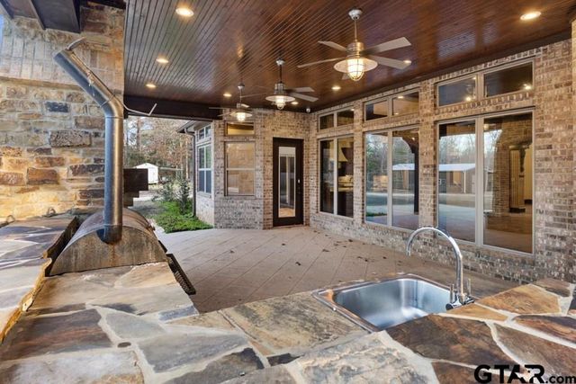 11378 State Highway 110 N, Tyler, TX 75704