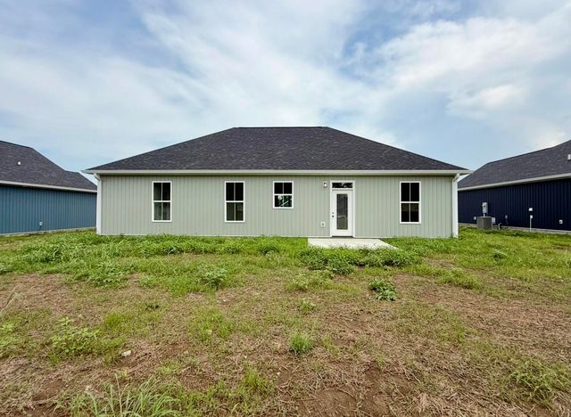 472 Pinehurst Way, Harrodsburg, KY 40330