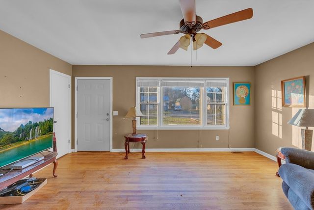 234 Virginia Ave, Sparta, TN 38583