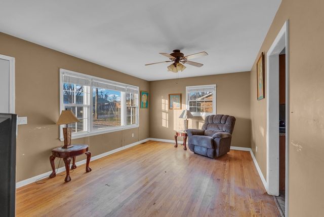 234 Virginia Ave, Sparta, TN 38583