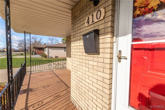 410 George Urban Boulevard, Cheektowaga, NY 14225