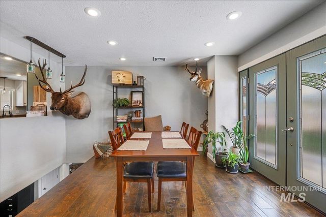 1011 Filer Ave W, Twin Falls, ID 83301